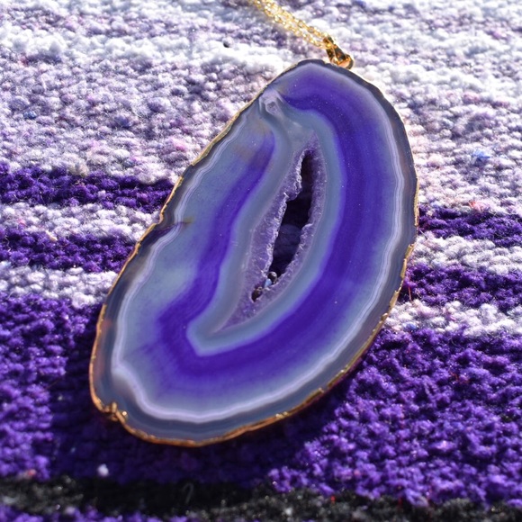HP🎉 Gold Amethyst Crystal Agate Slice Necklace - Picture 4 of 5